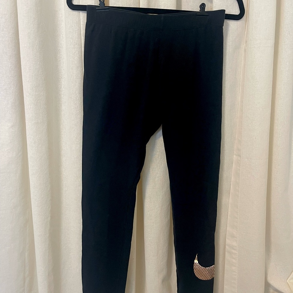 Nike Leggings w/ Gold Logo